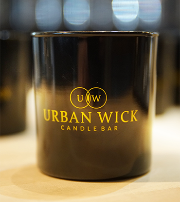 <h2>How Should You Trim a Candle Wick?</h2>
